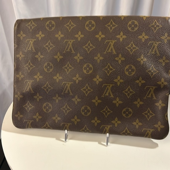 Vintage Louis Vuitton monogram Pochette Pliante clutch Circa 70s. - Picture 2 of 16